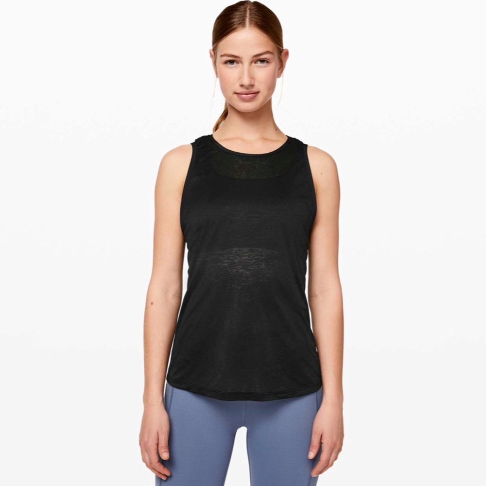 Lululemon Soul Stride Tank Woman’s Size 6 Black Twist Back Mesh Breathable